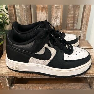 Nike Air Force 1 GS 'Black White Mesh' Big Kids Size 1Y